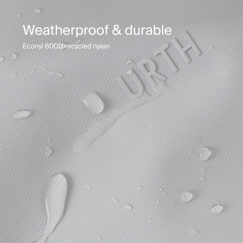 Urth Naos Laptop Sleeve - 15-16 Inch Padded, Water Resistant, Recycled Laptop Case Compatible with MacBook Air/Pro in Ash Grey - Image 4